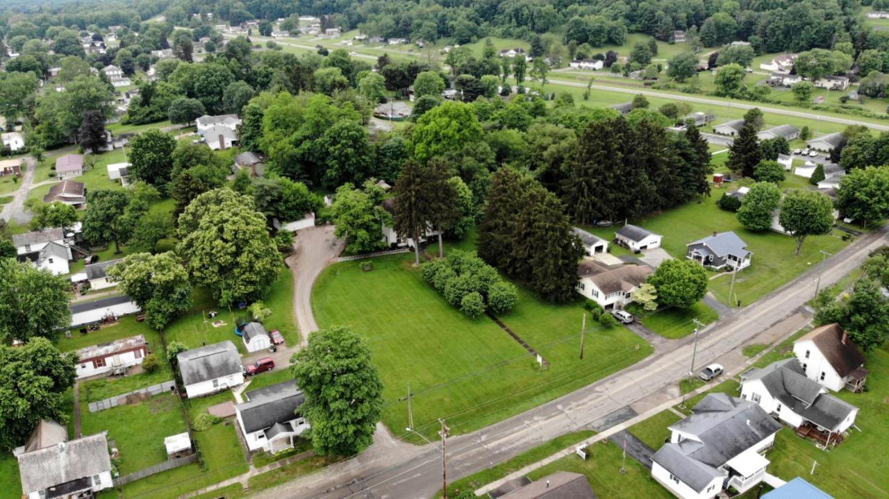 The Pines Of Dresden Bed & Breakfast Exterior foto