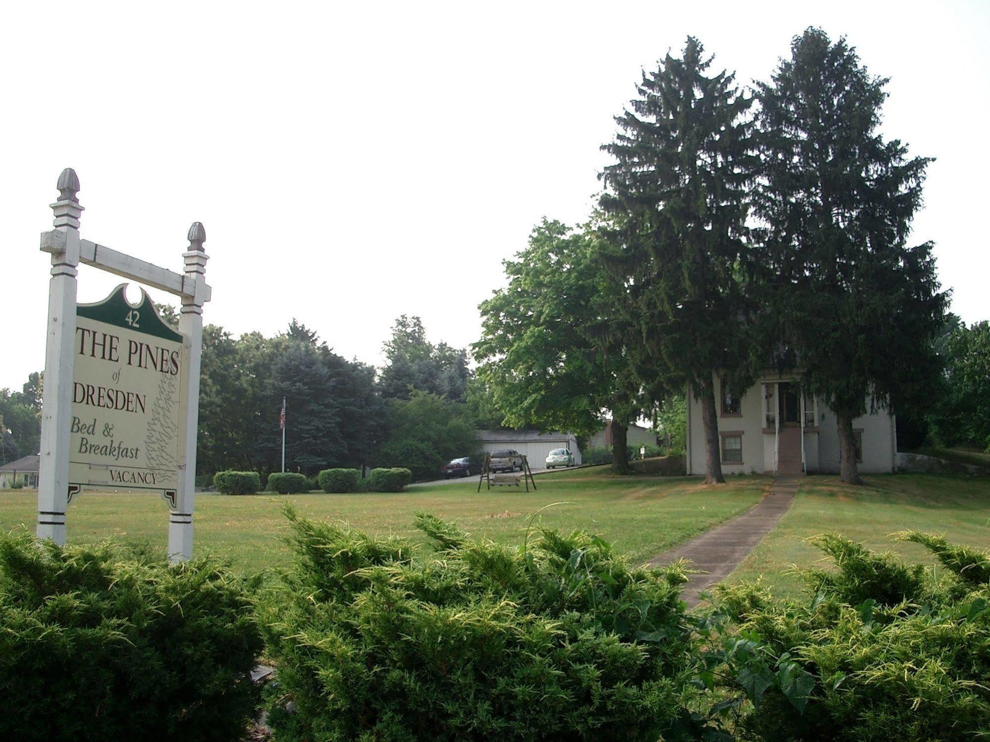 The Pines Of Dresden Bed & Breakfast Exterior foto